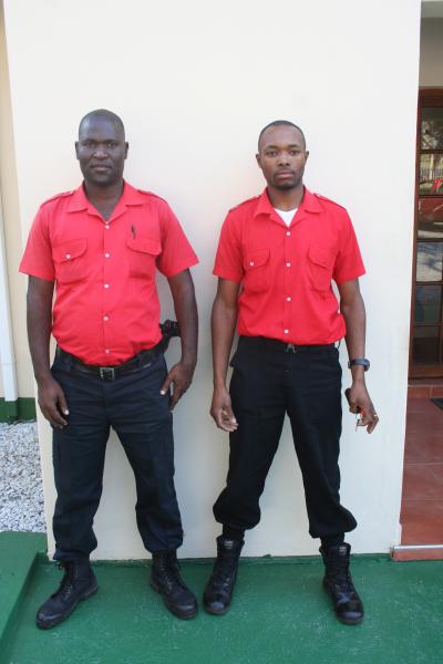 security-guarding security-guarding